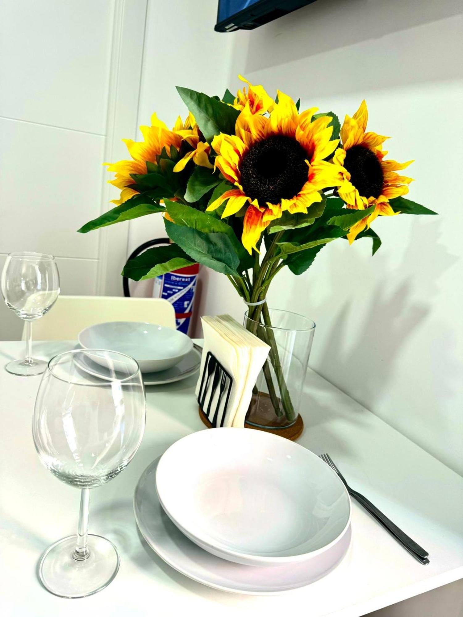 Apartamentos Madrid Connection - Universidad By Oshun Apartments 외부 사진