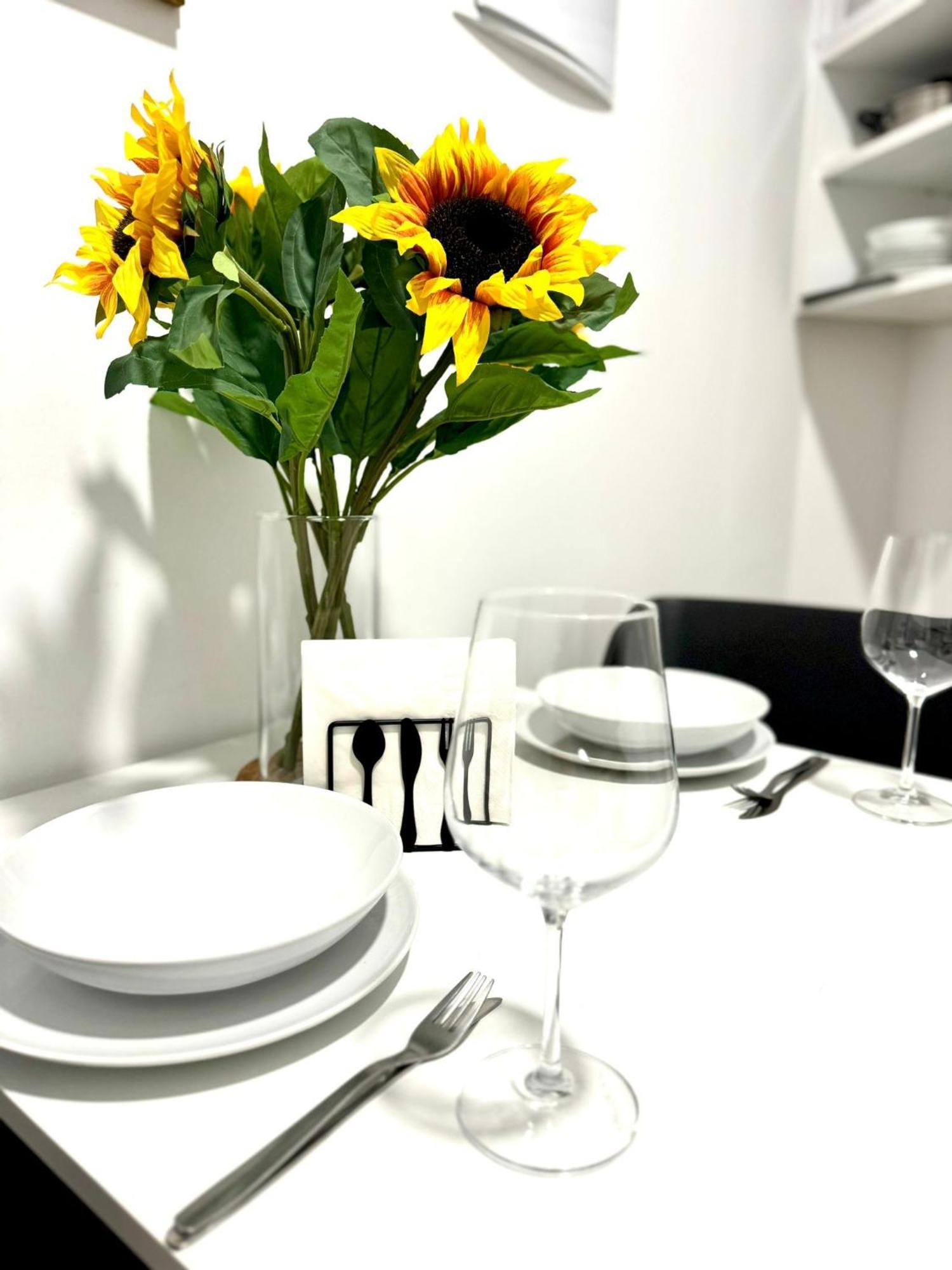 Apartamentos Madrid Connection - Universidad By Oshun Apartments 외부 사진